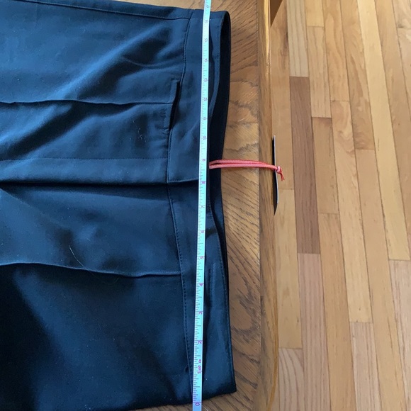 Cropped Pants - Picture 5 of 6